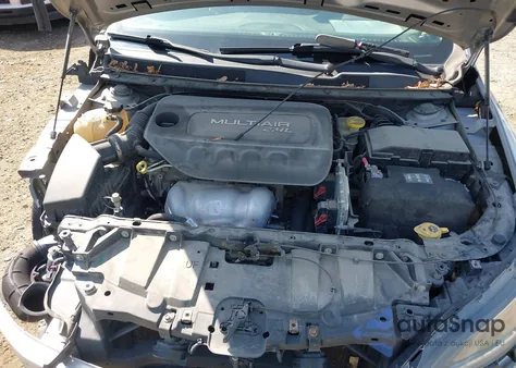 2015 Chrysler 200 Limited from USA, damaged, VIN 1C3CCCAB5FN593375